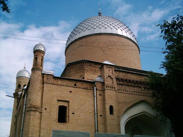 Mausoleum of Sheikh Zainiddin-bobo