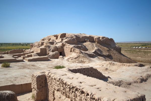 Toprak-kala settlement