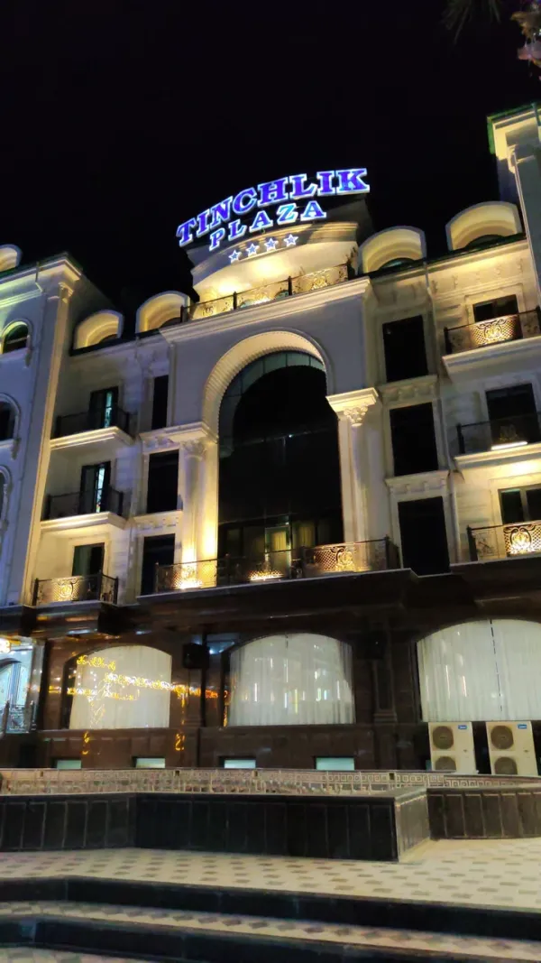 Tinchlik Plaza restorani