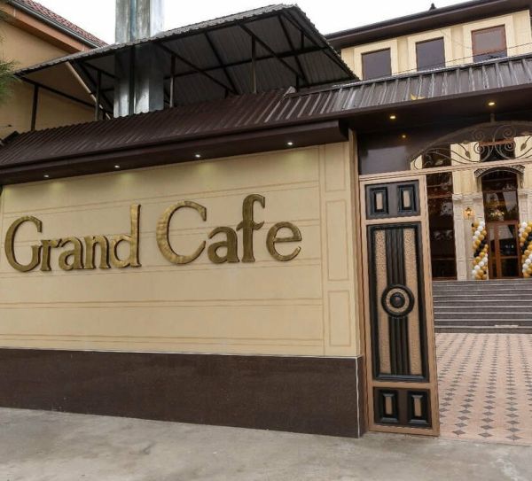 Grand