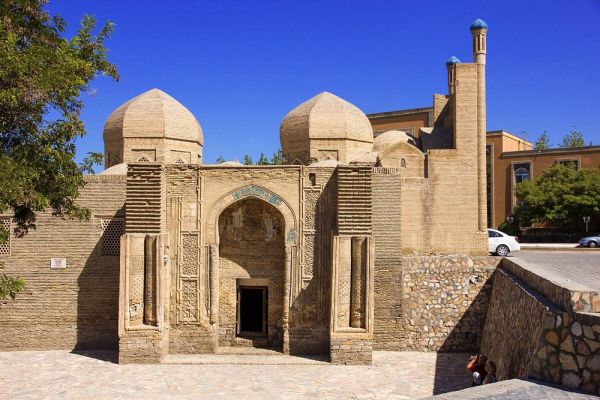 Magoki Attori Mosque