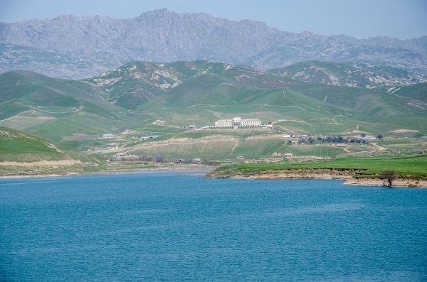 The Kalkaminsky reservoir and the mysterious stone with dinosaur tracks