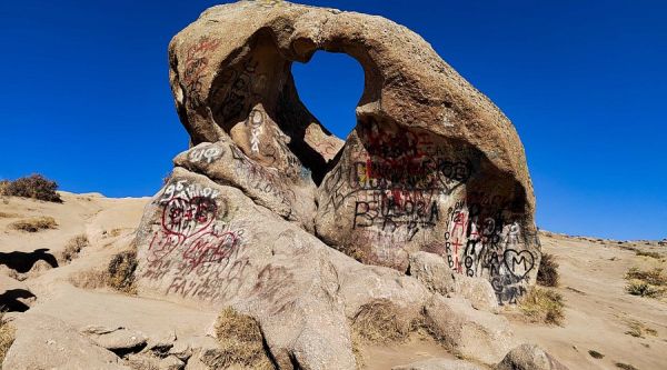 "Shayton Jiga" Platosi ("Iblisning Dubulg'asi")