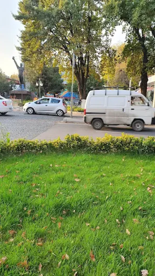 Yuriy Gagarin Haykali