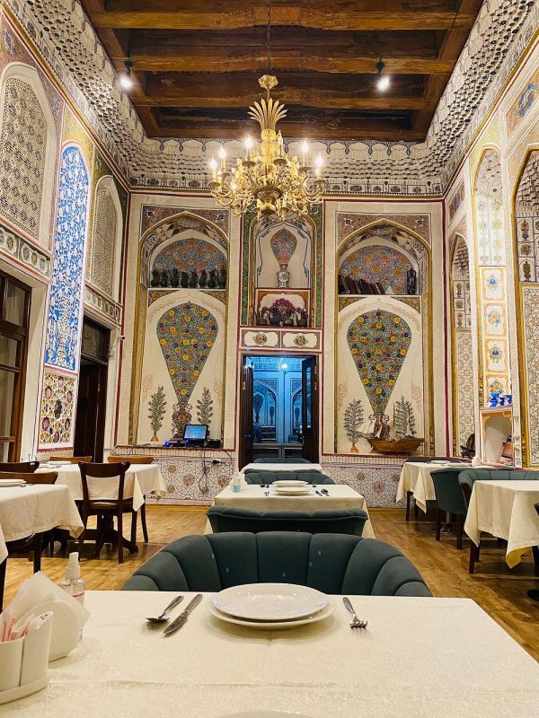 Ayvan Restaurant