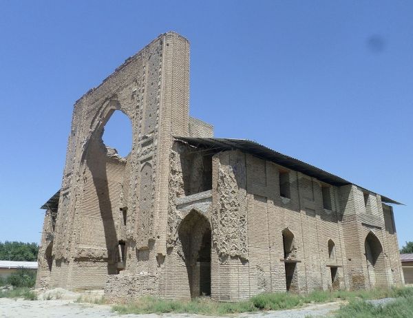 Ishrathon Mausoleum