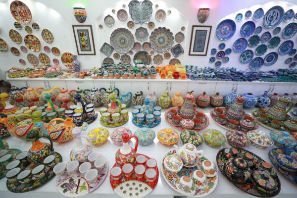 Ceramics Center in Rishtan