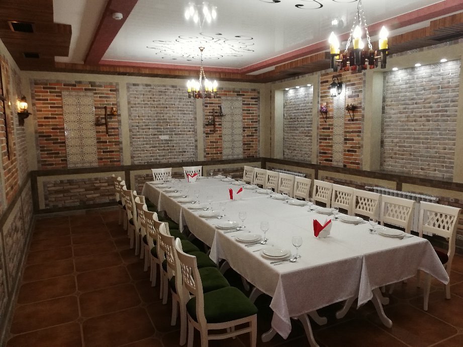 Vella Elegant Restaurant & Ba