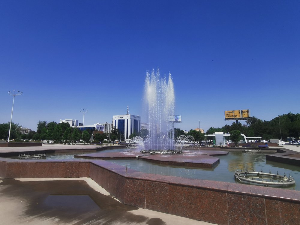 Bunyodkor Square