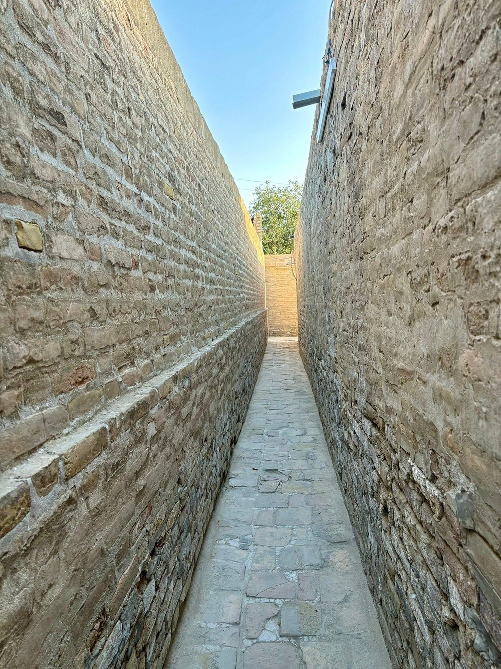Zindan (prison-dungeon)