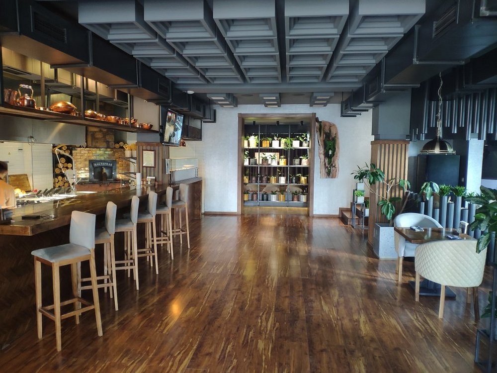 Pasternak Gastrobar Kovaleva va G'ulomova