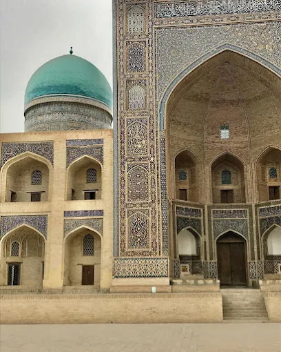 Chashma-Ayyub maqbarasi