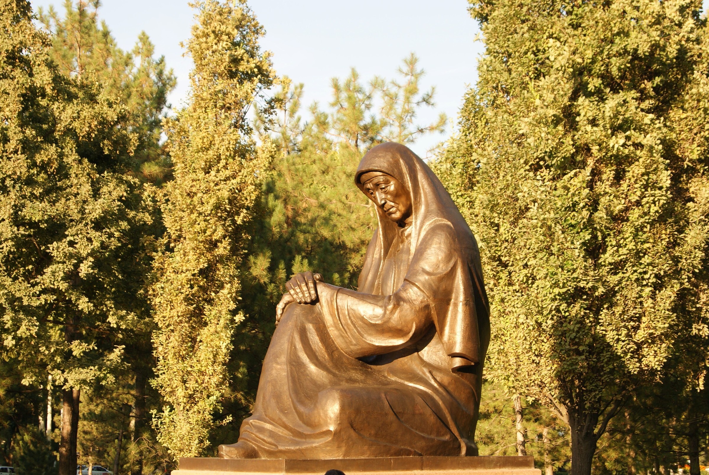 Memorial and Honors Square in Tashkent