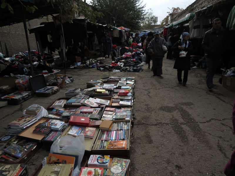 Yangiabad Bazaar