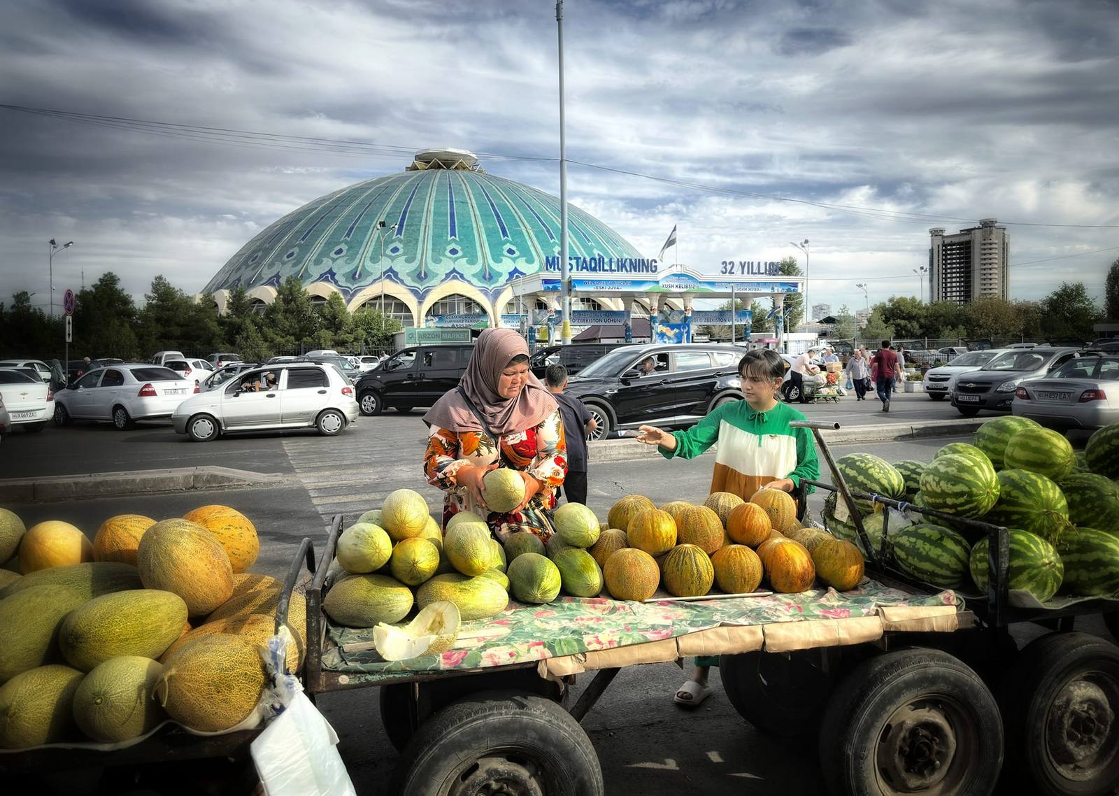 Chorsu Market