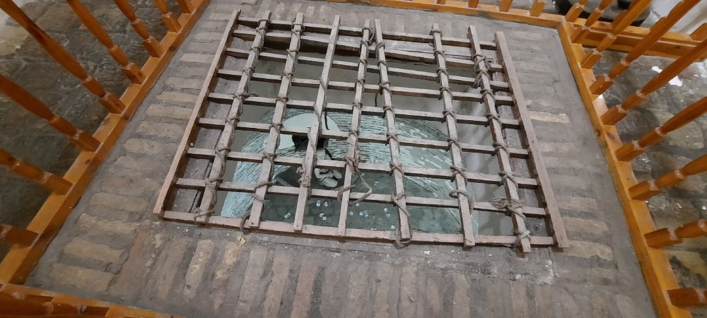 Zindan (prison-dungeon)