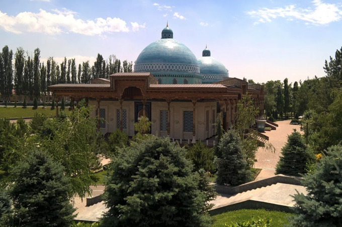 Shahidlar Khotirasi Memorial Complex for Victims of Repression