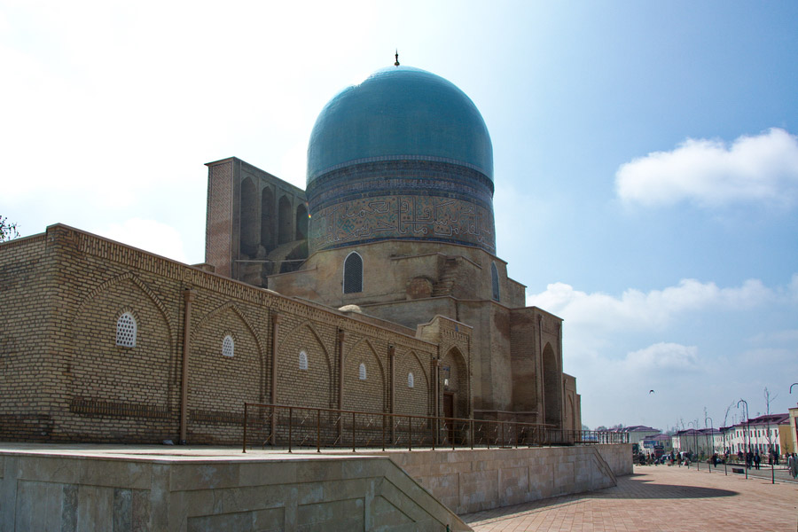 Dorut-Tilovat Memorial Complex