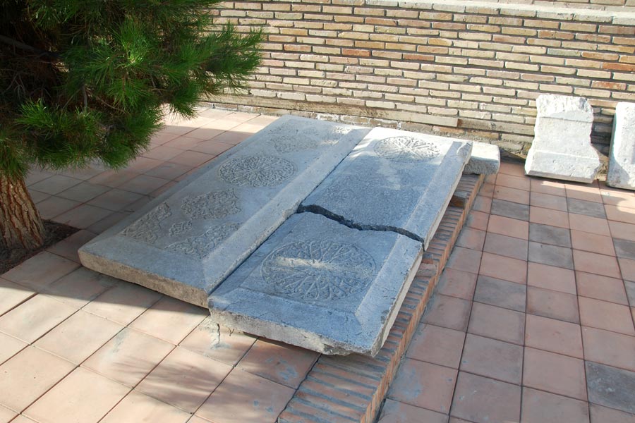 Shohlar maqbarasi – Dahma-i-Shaxon