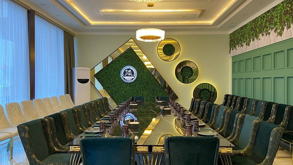 Mahizadem Restaurant