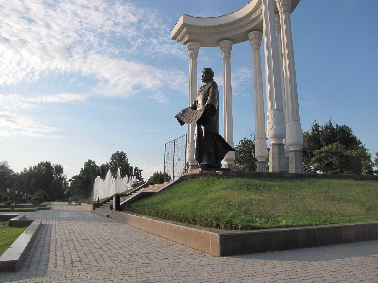 Monument to Al-Fraganous