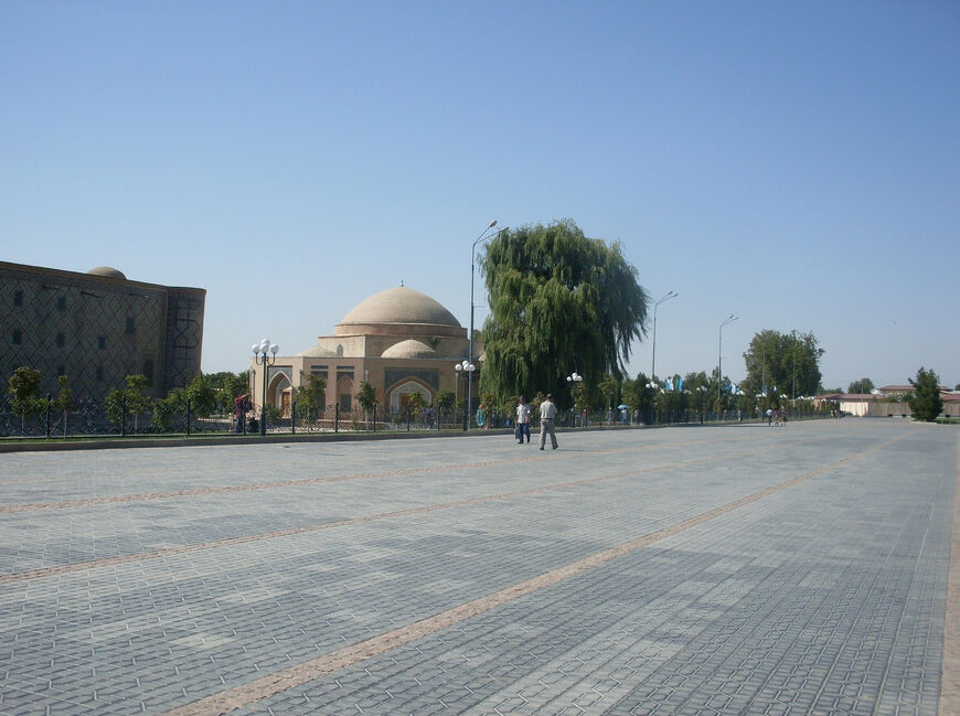 Ancient Chorsu market in Samarkand