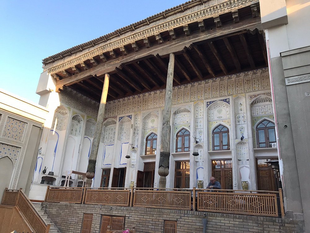 Ayvan Restaurant
