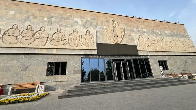 Самаркандский музей “Афросиаб”