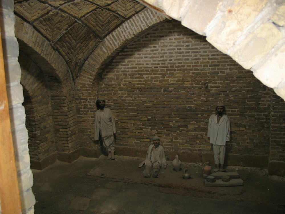 Zindan (prison-dungeon)