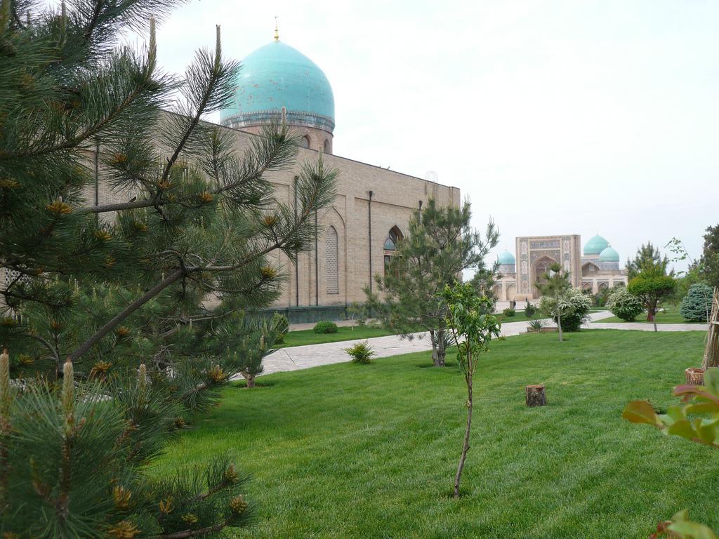 Kukcha Mosque