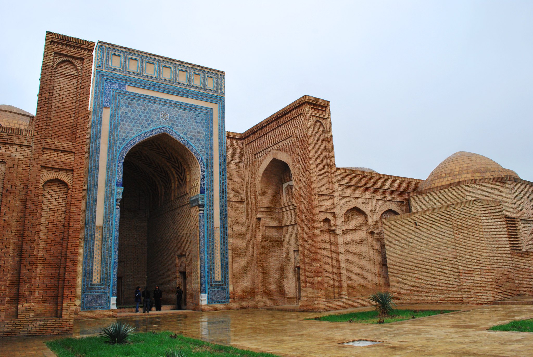 Sultan Saodat Cult and Memorial Ensemble