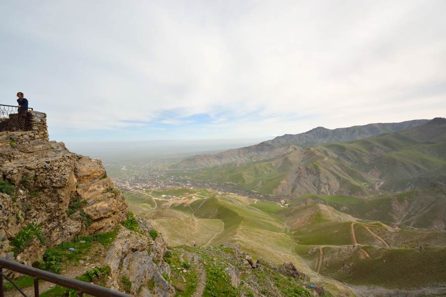 1303 steps to the cave of Hazrat Daud