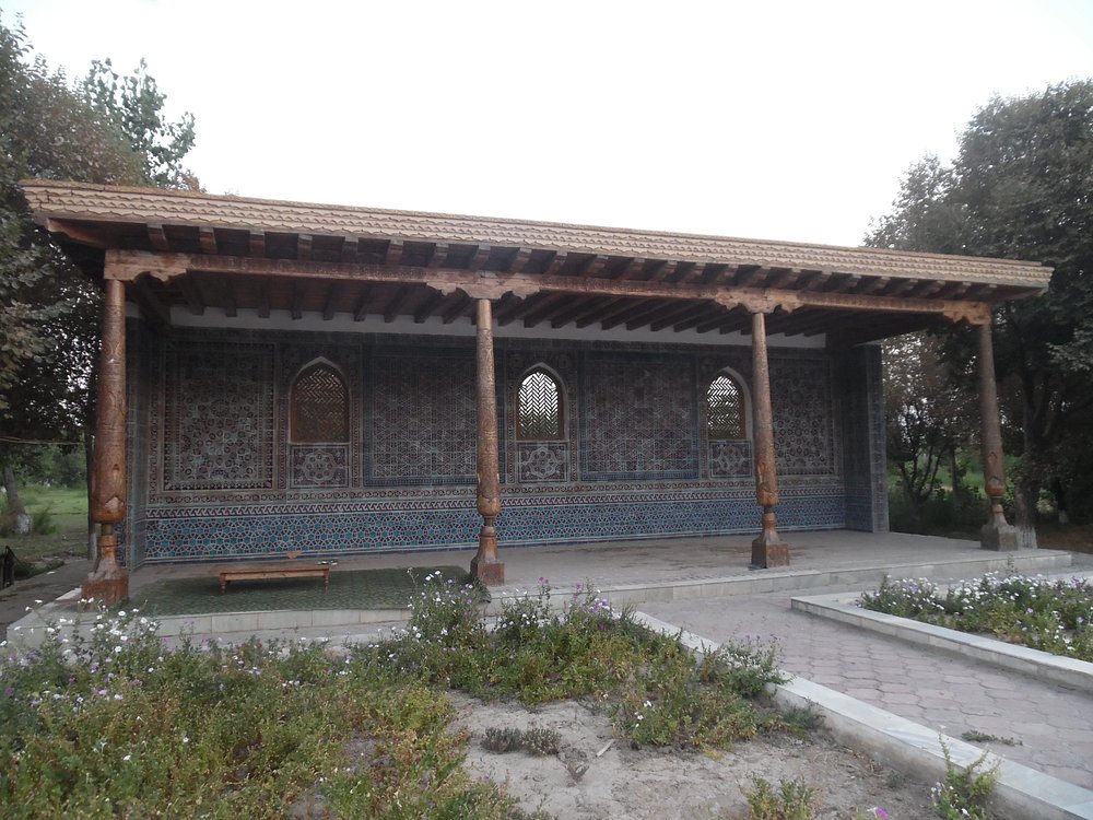 Al-Beruniy yodgorlik majmuasi