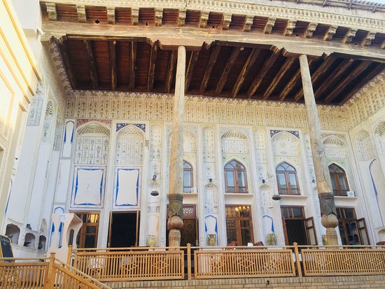 Ayvan Restaurant