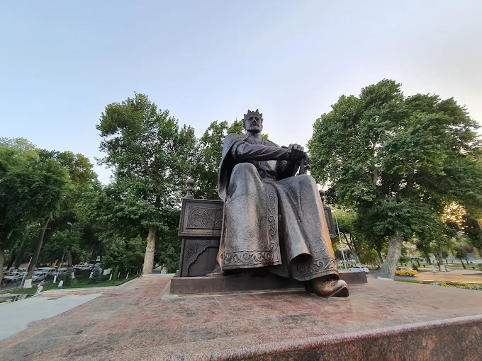 Monument to Amir Temur
