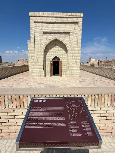 Mazlumkhan-Suluv Mausoleum