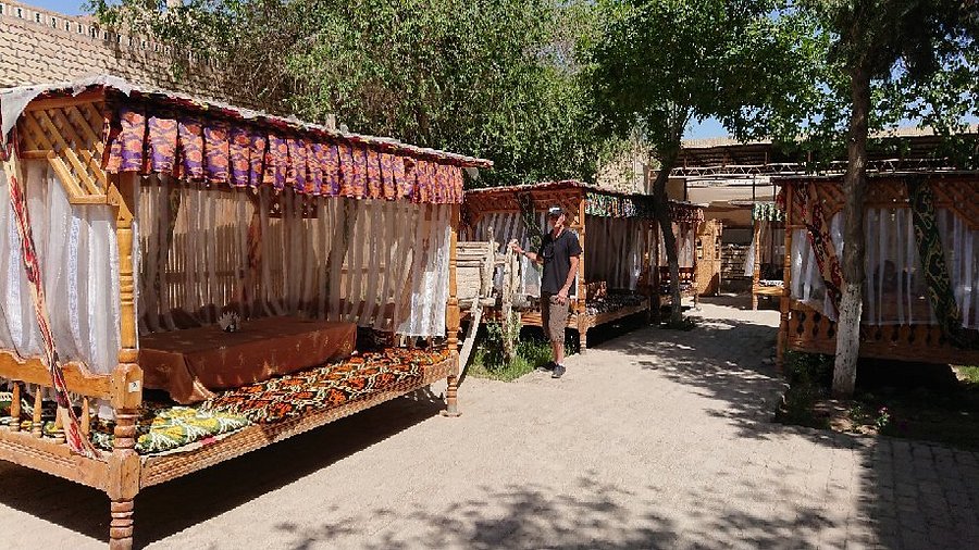 Malika Kheivak Restaurant