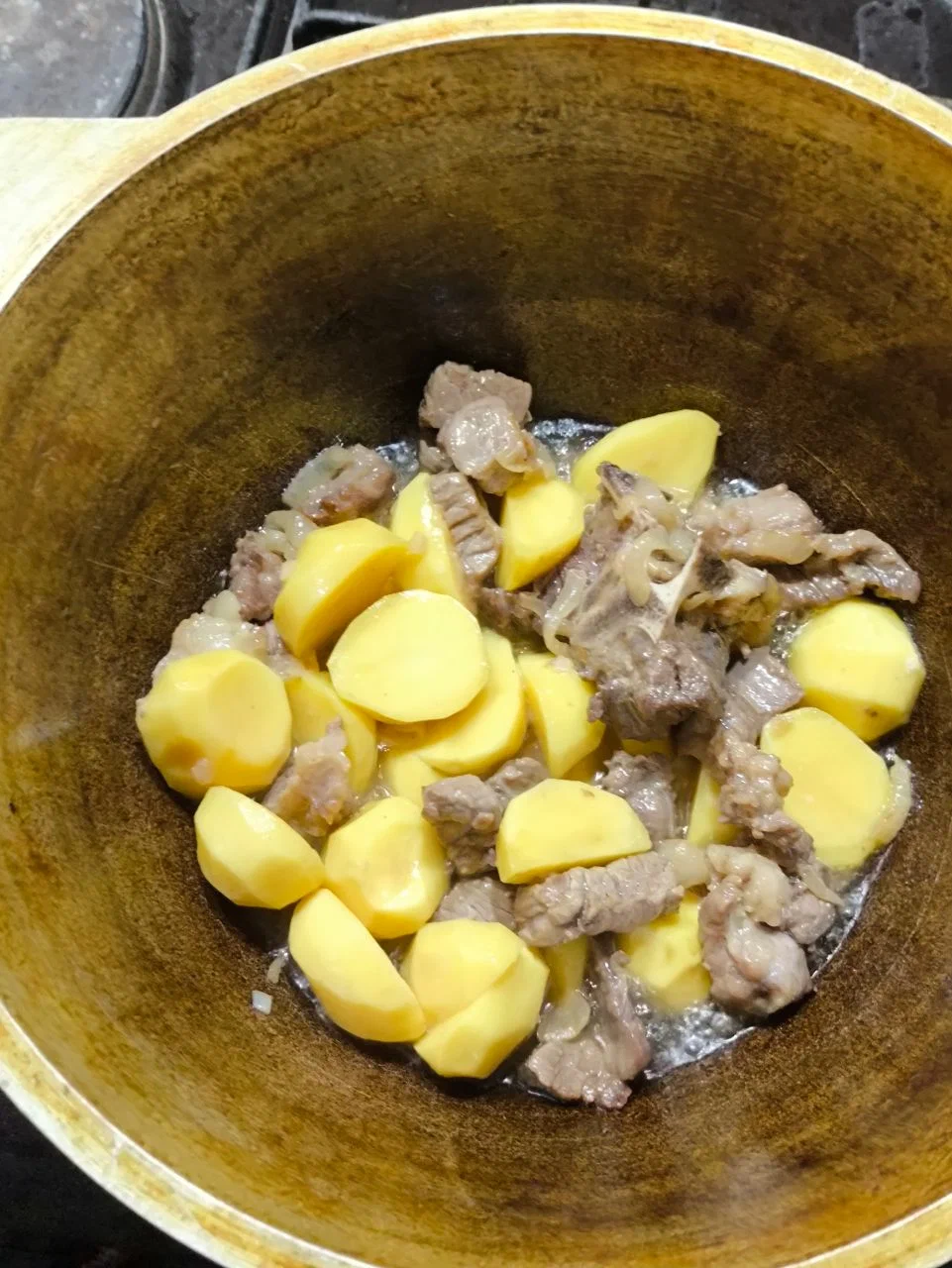 Shinam Tantanalar Saroyi