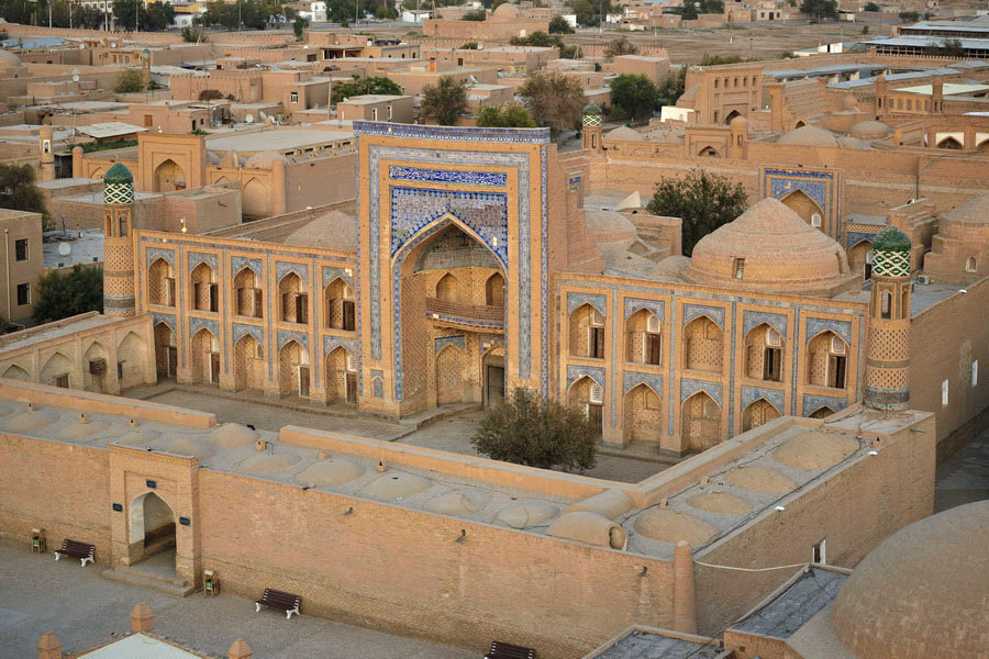 Xiva shahridagi Muhammad Rahimxon madrasasi