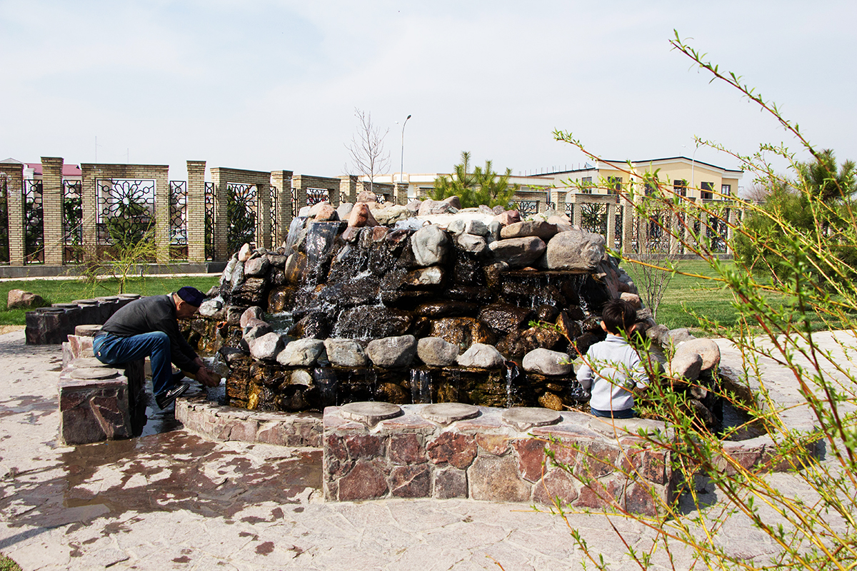 The Mausoleum of Zangiat