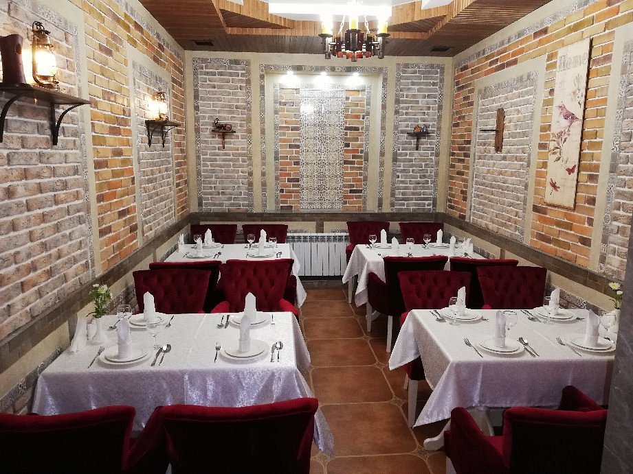 Vella Elegant Restaurant & Ba